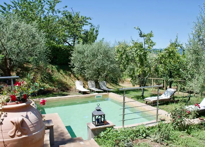 Podere Pescara Farm stay *